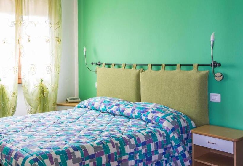 Quarto Estandar, Albergo Colonna