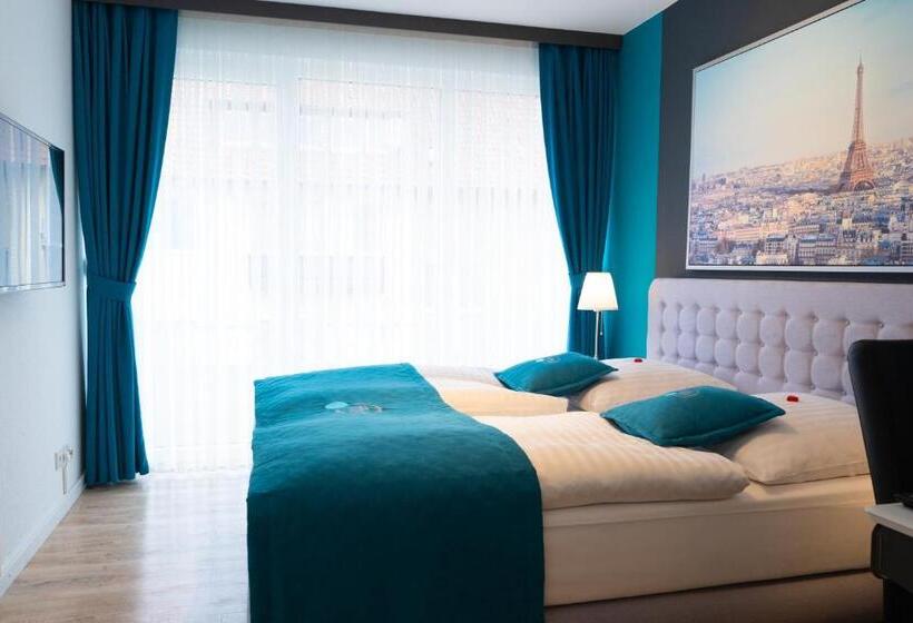 Номер Superior с Балконом, Friends Hotel Bad Salzuflen