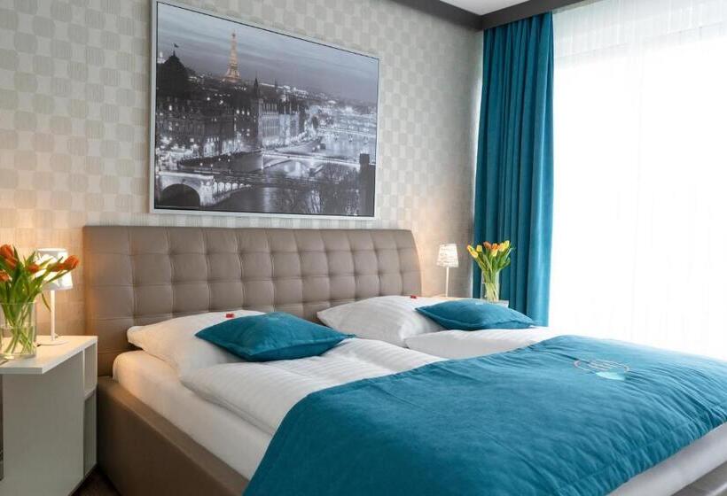 Номер Superior с Балконом, Friends Hotel Bad Salzuflen