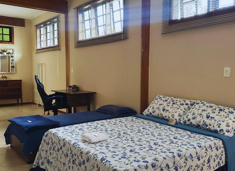 패밀리 룸, Hostel 040