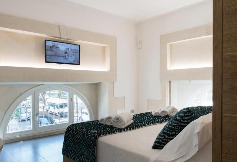 Standard Szoba, Caportigia Boutique