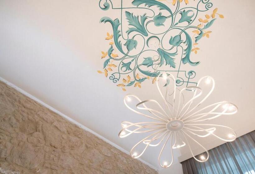Superior Szoba, Caportigia Boutique
