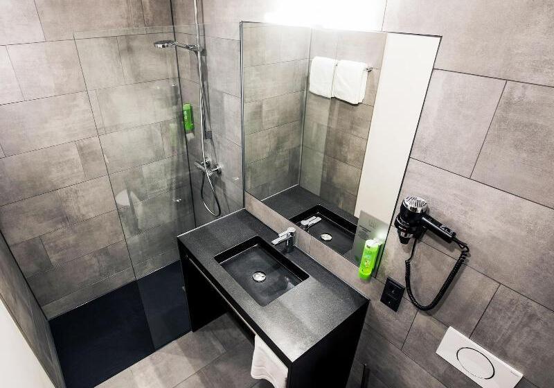 스탠다드 싱글 룸, Riku Hotel Ulm