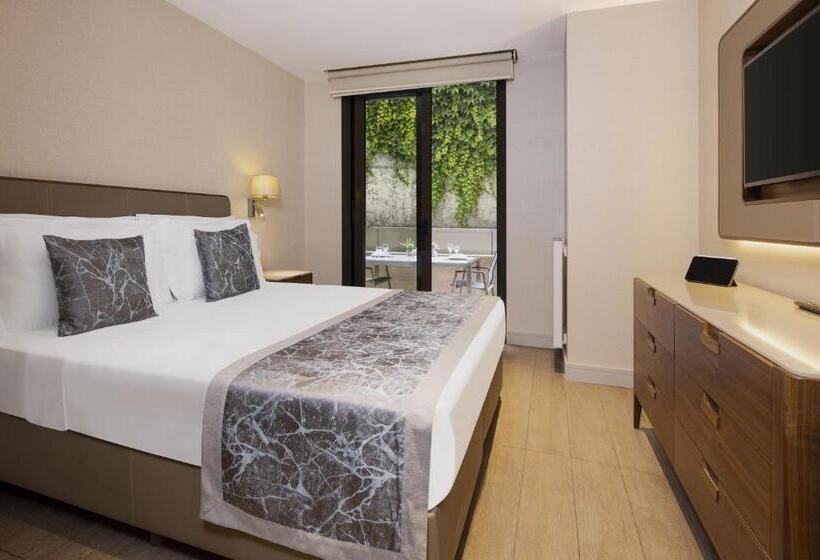 سوییت با چشم‌انداز باغ, Tzl Suites Hotel Nişantaşı