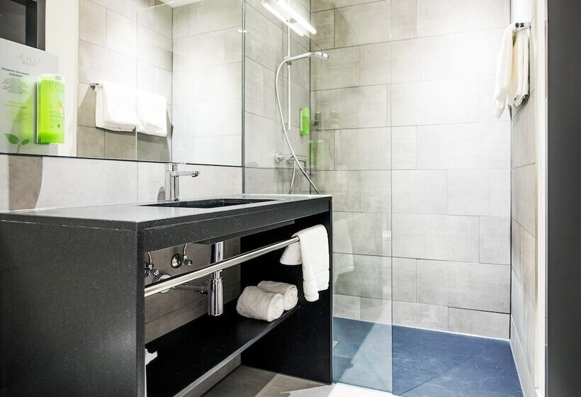 스탠다드 룸, Riku Hotel Ulm