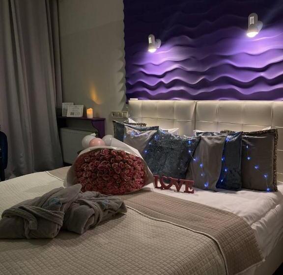 اتاق لوکس, Family Residence Boutique