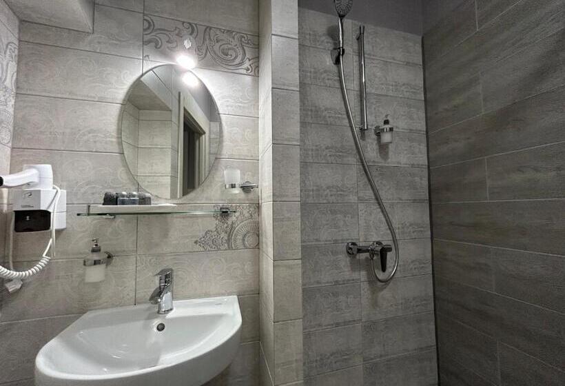 اتاق استاندارد, Family Residence Boutique