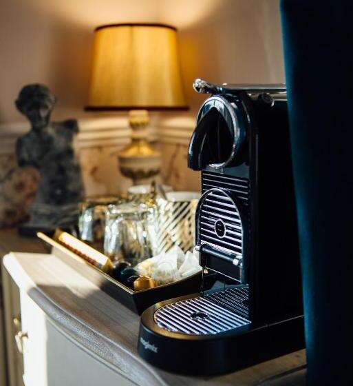 Номер Superior, Banyers House