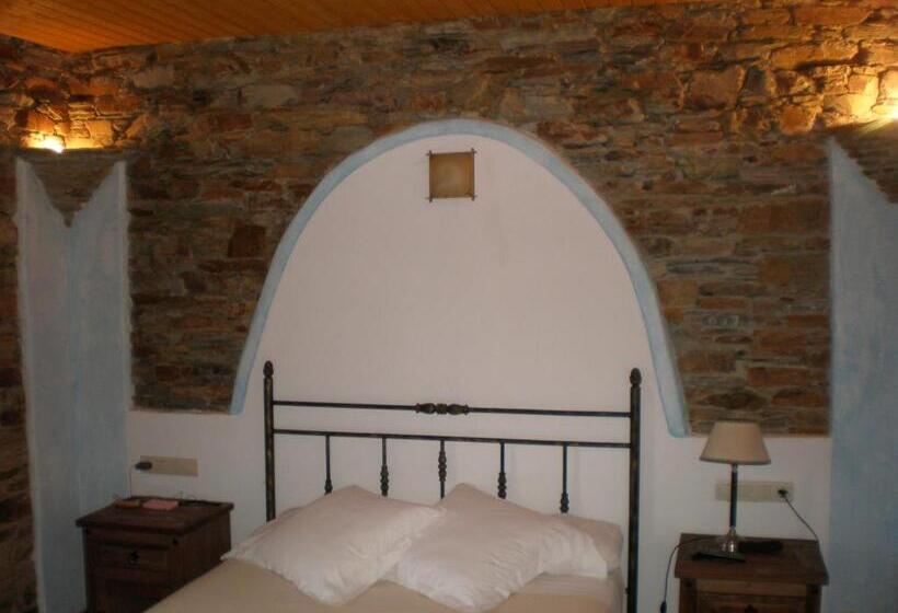 اتاق استاندارد با تخت بزرگ, Y Apartamentos Penarronda Playa