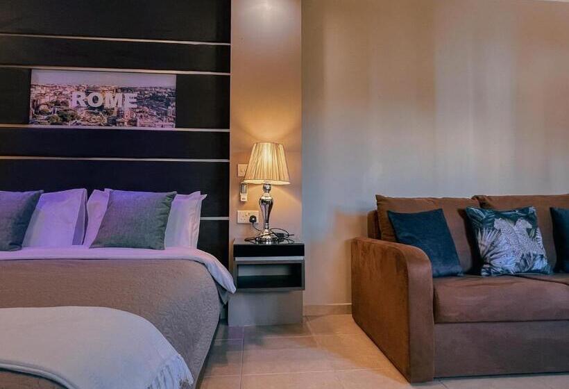 اتاق استاندارد سه تخته با چشم‌انداز باغ, Il Gardjola Bed And Breakfast