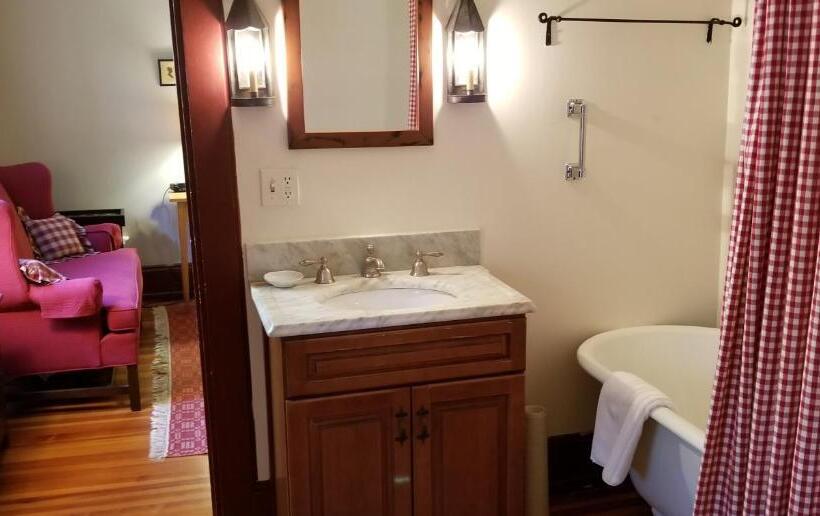 חדר דלוקס, Timbercliffe Cottage Inn