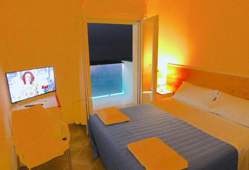 家庭间, Albergo Lido Diomedee