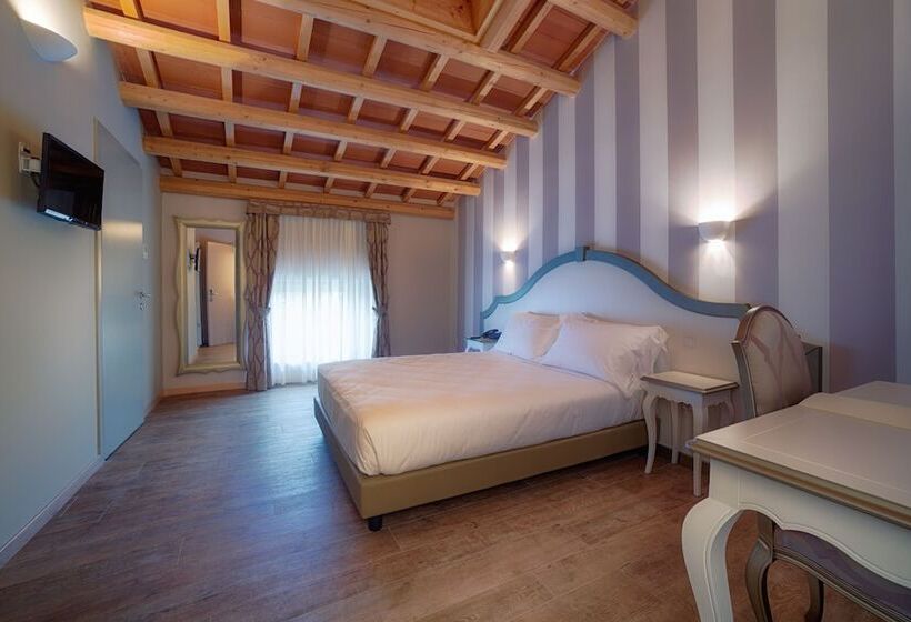 Номер Deluxe, Fracanzana