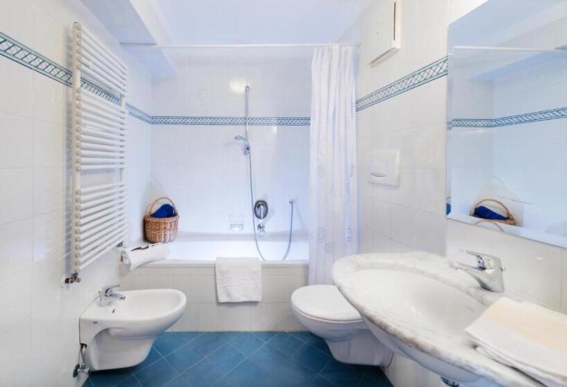 Апартаменты 1 Спальня, & Appartements Perwanger
