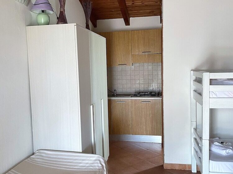 استودیو خانوادگی, B&b Su Donnigheddu