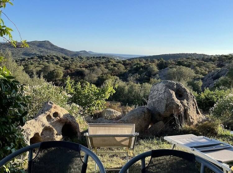 اتاق استاندارد, B&b Su Donnigheddu