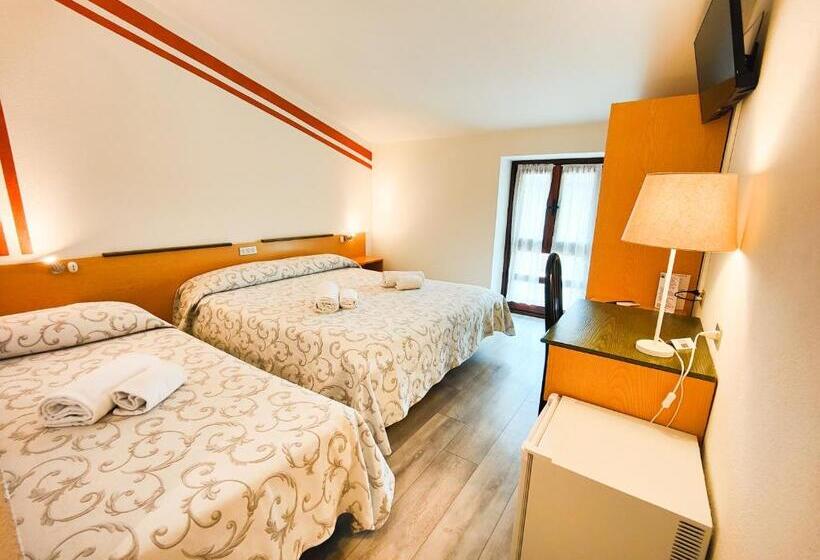 اتاق استاندارد سه نفره, Albergo B&b Tenesi