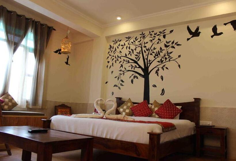 اتاق سوپریور با تخت بزرگ, Sparsh Resort