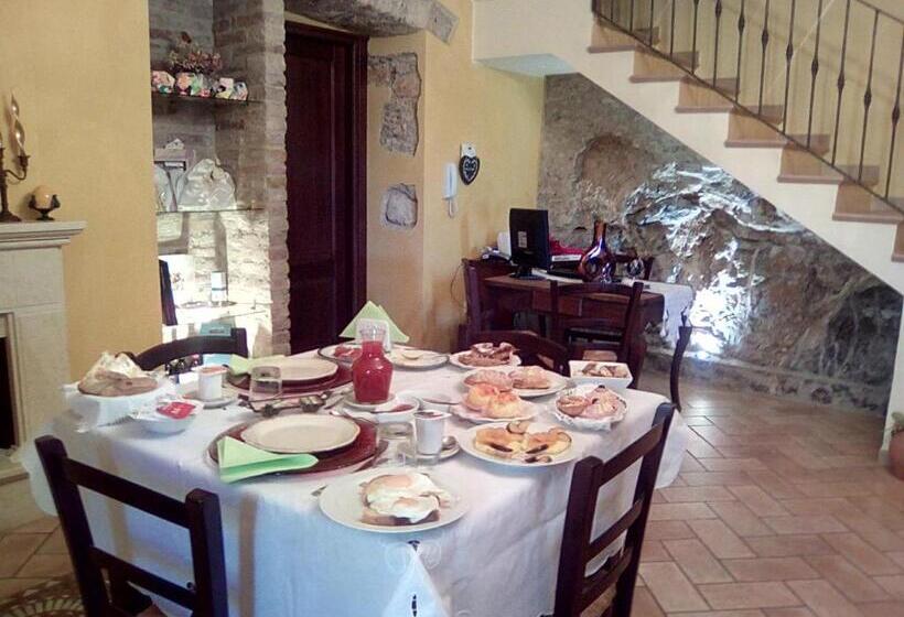 Номер Стандарт Трехместный, Bed And Breakfast La Sentinella