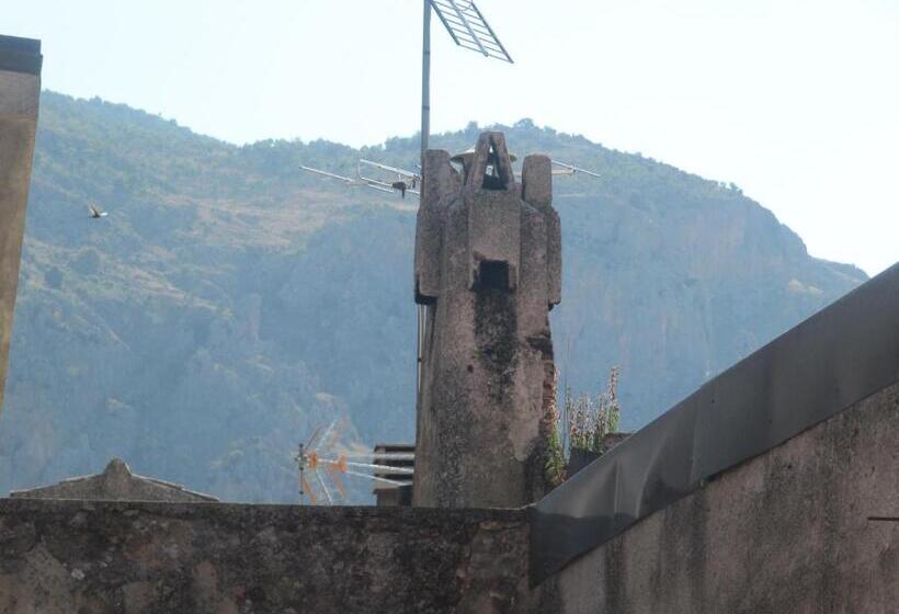 Номер Стандарт, Montagne Rocciose