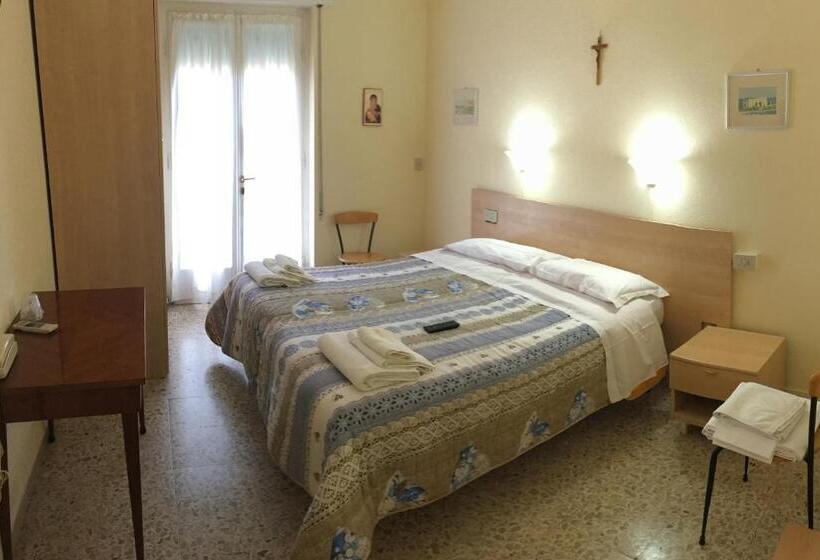 Habitación Basic, Casa Diomira