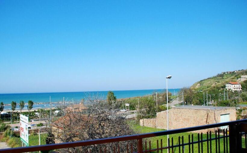 غرفة قياسية, Cala Chiara