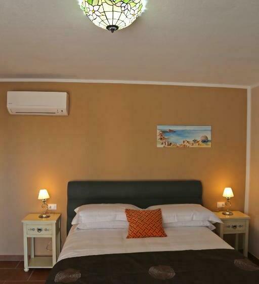 Quarto Triplo Deluxe, Villa Piana
