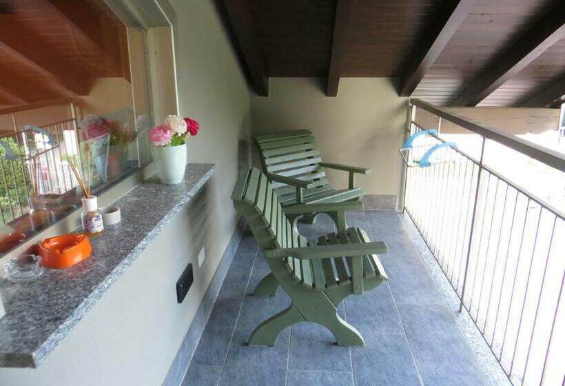 Студио Стандарт Вид на Сад, B&b Il Rovere