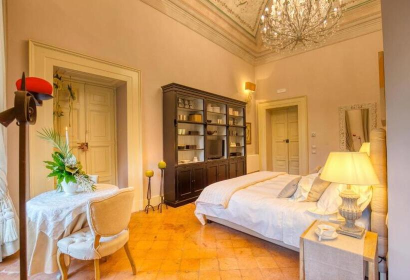 سوئیت با وان آب گرم, Corte Rossetti Le Dimore Luxury B&b