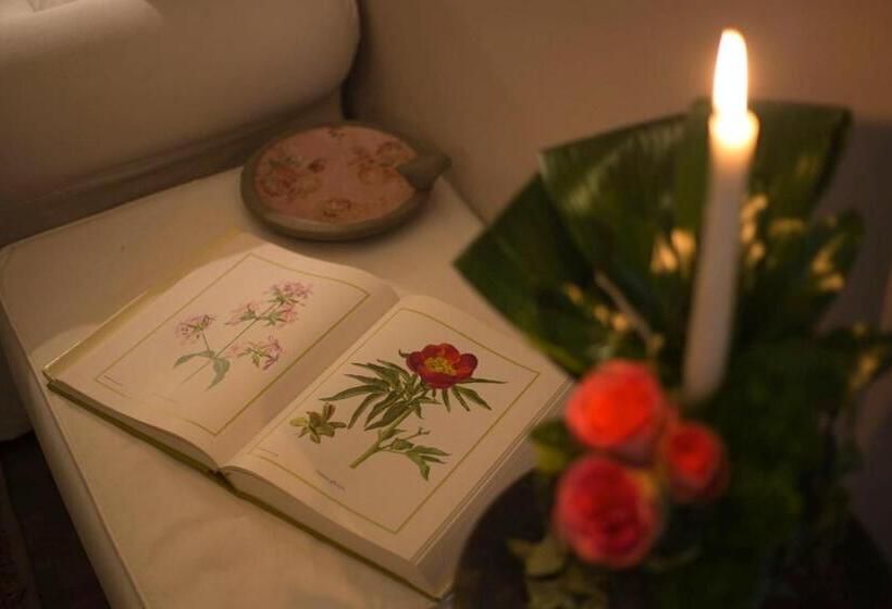 اتاق استاندارد, Corte Rossetti Le Dimore Luxury B&b