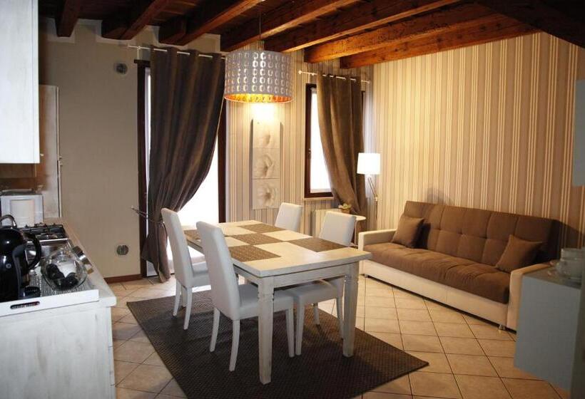 آپارتمان 1 خوابه با بالکن, Verona Rooms