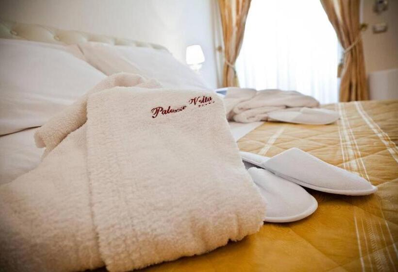اتاق استاندارد با تخت بزرگ, Palazzo Volta Boutique Luxury B&b