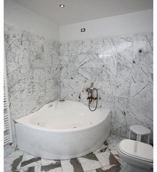 اتاق لوکس چهار تخته, Palazzo Volta Boutique Luxury B&b
