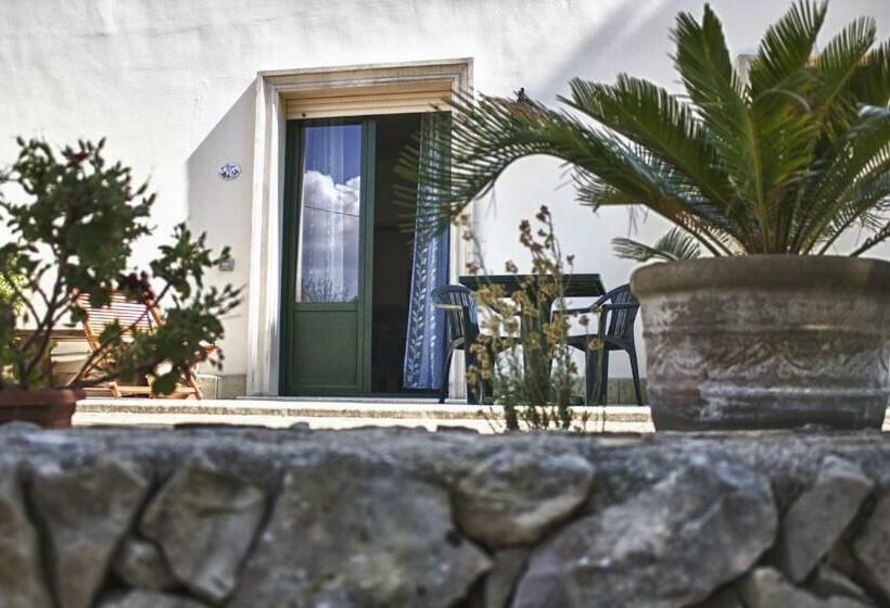 スタンダードルーム, B&b Elda Salento