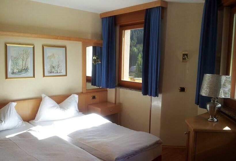Номер Стандарт Вид на Горы, Chalet Brigitte B&b