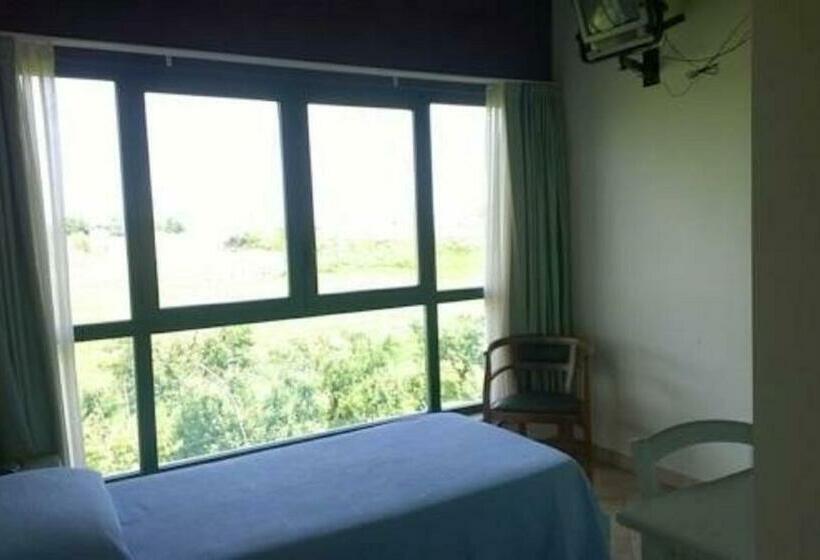 标准单人间, Albergo Del Po