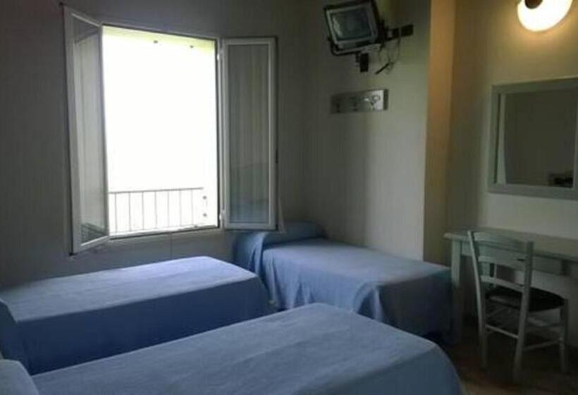 标准三人间, Albergo Del Po