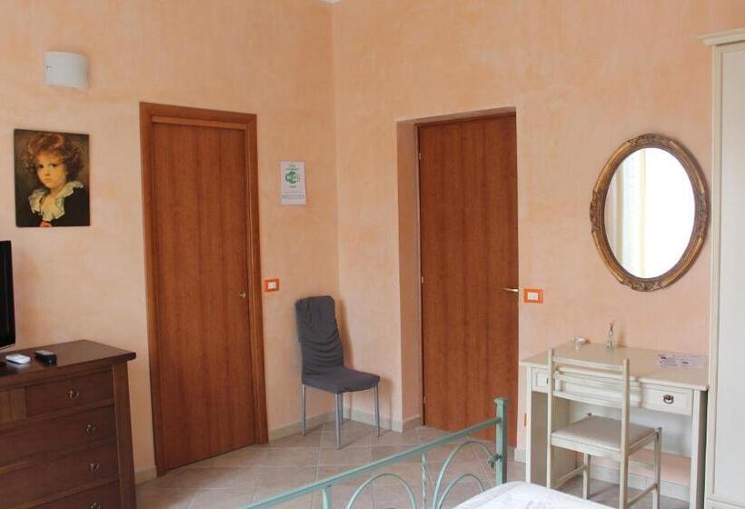 Номер Стандарт, Agorà Akrai B&b