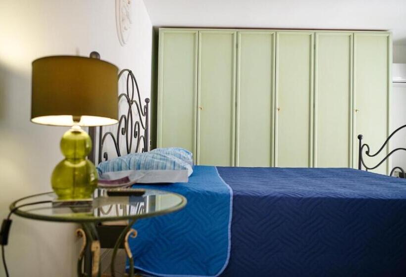 Четырехместный Номер Deluxe, Villacore Capri