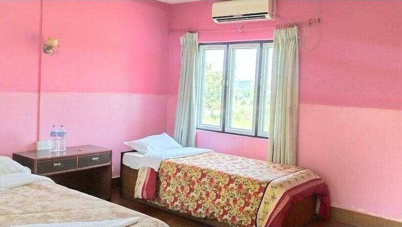 اتاق لوکس, Gorkha Hamlet Resort