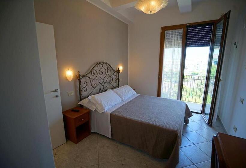 اتاق استاندارد یک نفره, Villa Fulgida
