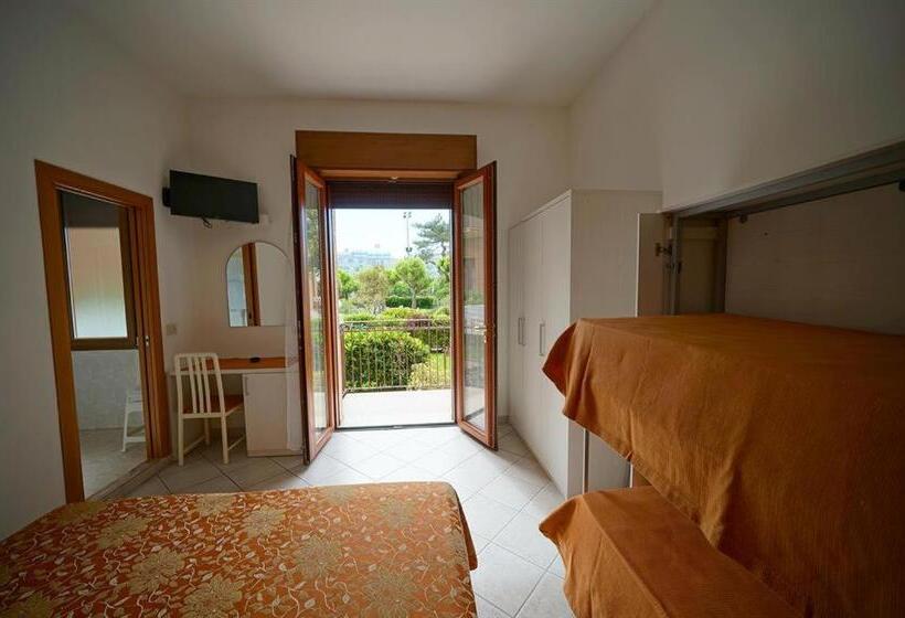 اتاق استاندارد چهار تخته, Villa Fulgida