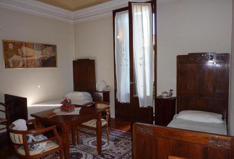 Standard room with outdoor bath, Il Giardino Segreto