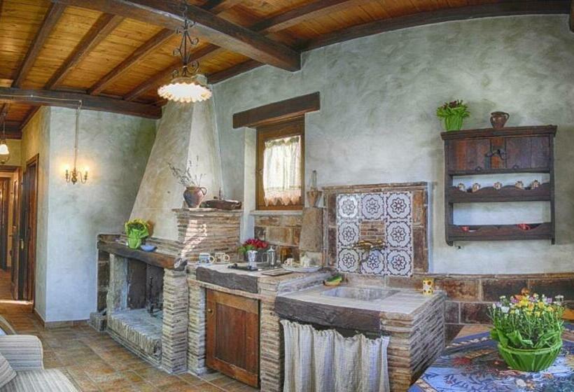 Номер Стандарт, La Vecchia Quercia