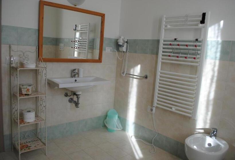 Апартаменты 2 Спальни, Tellus Saturnia