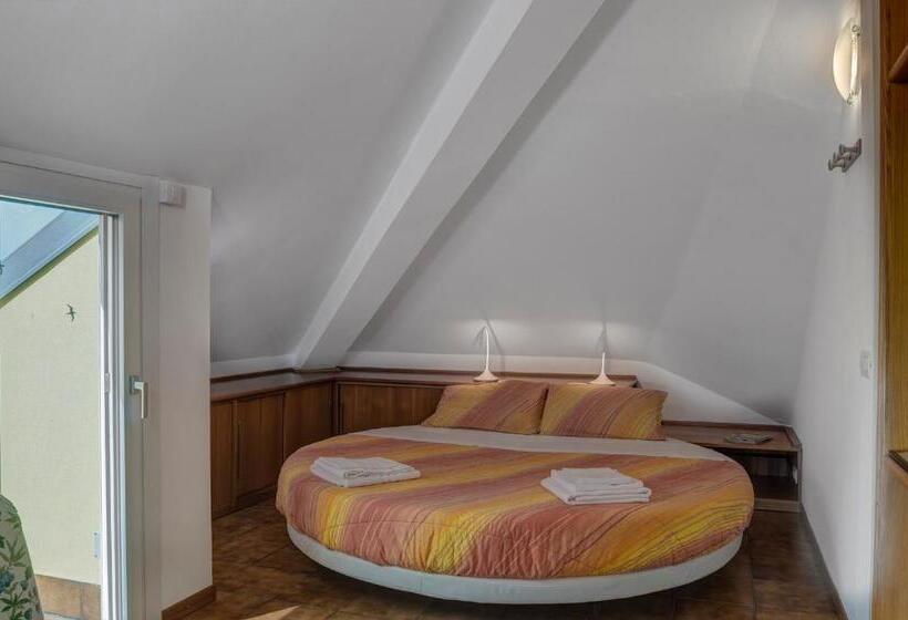Люкс с Террасой, Il Colombé B&b