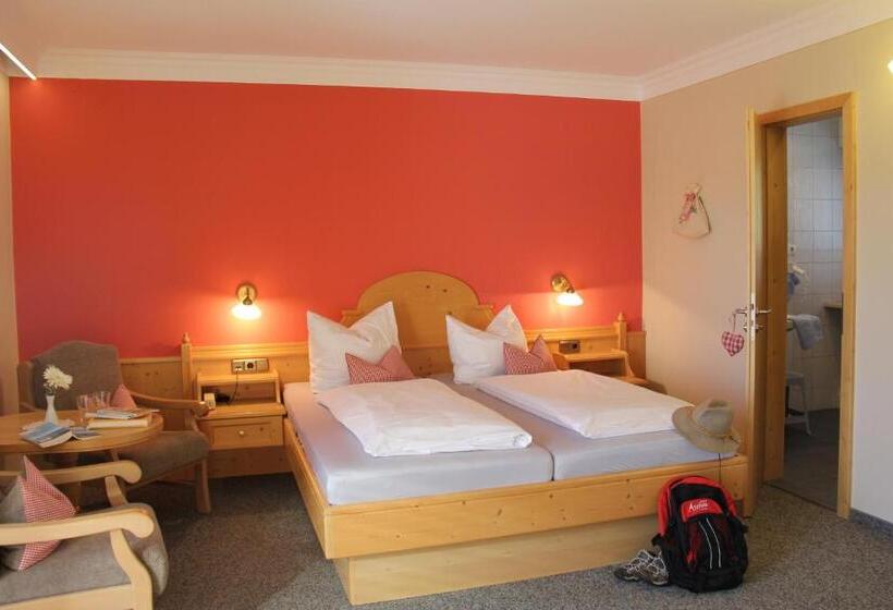 Номер Стандарт с Балконом, Kleines Hotel Edeltraud