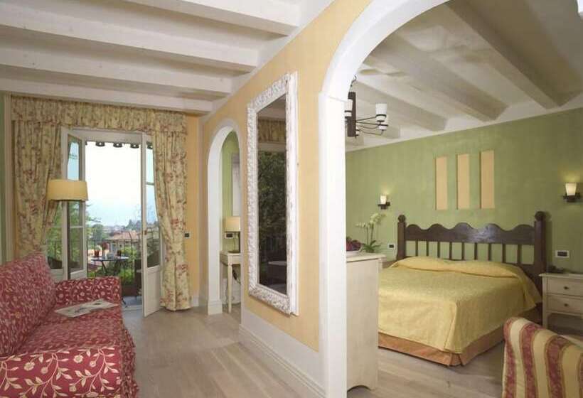 سوییت جونیور, Park Hotel Villa Belvedere