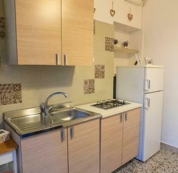 اتاق استاندارد سه نفره, Cittadella28
