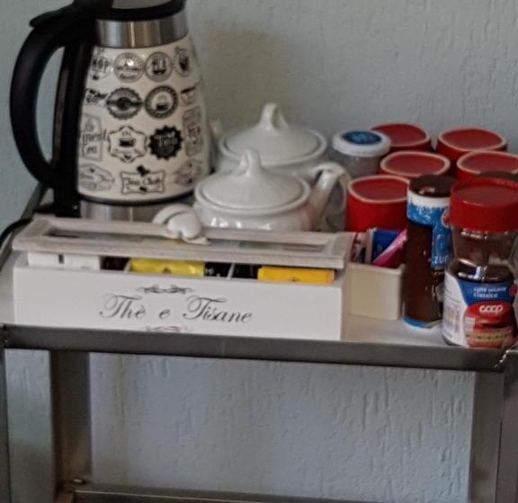 اتاق خانوادگی, Bed & Breakfast Gli Oleandri